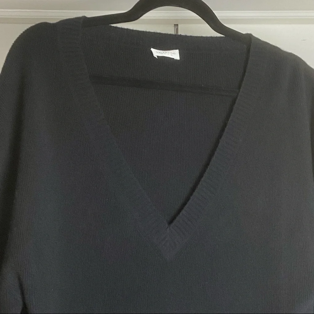 Valentino size hemline